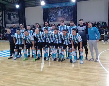 Se consolida como puntero - Triunfo del futsal masculino - La Comu de Racing Club