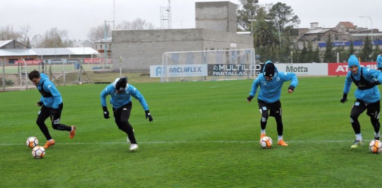 Con el objetivo de tenerla - Práctica en Avellaneda - La Comu de Racing Club