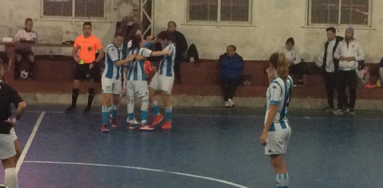 Racing avanzó por penales - El futsal femenino sigue adelante - La Comu de Racing