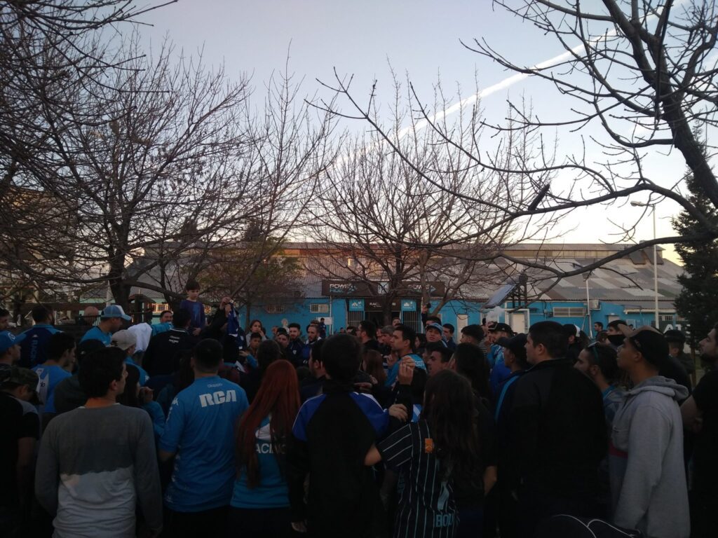 Comenzaron los preparativos de un recibimiento histórico - La Comu de Racing