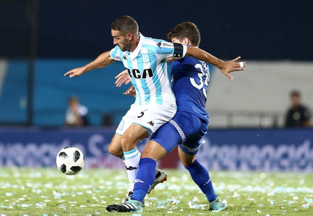 Lisandro “Si en diciembre me siento bien, seguiré” - La Comu de Racing Club