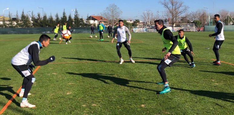 Acción en el PredioTita - Práctica en Avellaneda - La Comu de Racing Club