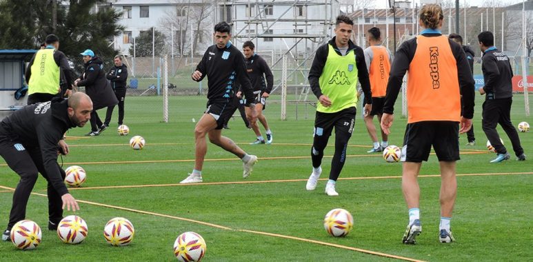 Pensando en Lanús - La Comu de Racing Club - Práctica en el inicio