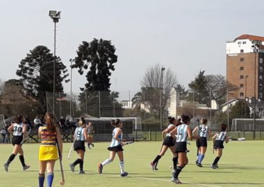 Hockey Las chicas arrasaron en Don Torcuato - La Comu de Racing Club