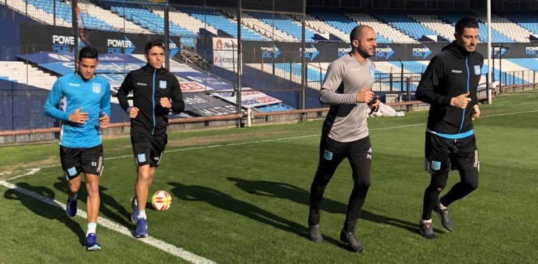 Ajustando tuercas - Práctica en el Cilindro - La Comu de Racing Club