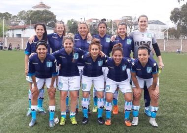 Arranque inmejorable - La Comu de Racing Club - Triunfo Fútbol femenino