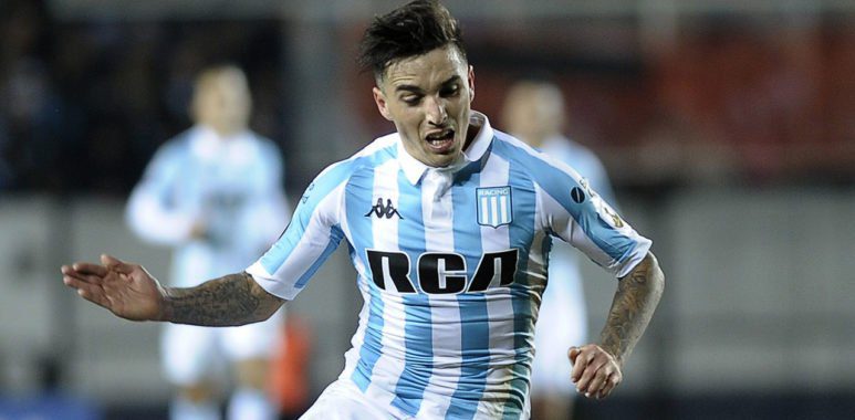 Renzo Saravia fue convocado a la Selección - La Comu de Racing Club