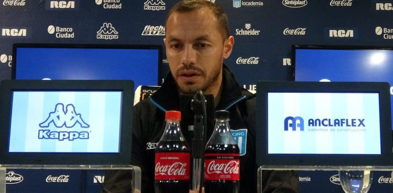 “Vamos partido a partido” - La Comu de Racing Club - Díaz en conferencia