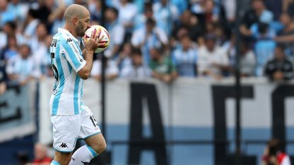 Un triunfo aliviador - La Comu de Racing Club - Triunfo ante CASLA