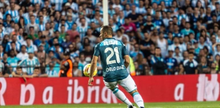 Díaz: “Me quiero quedar en Racing, no me importa la plata”