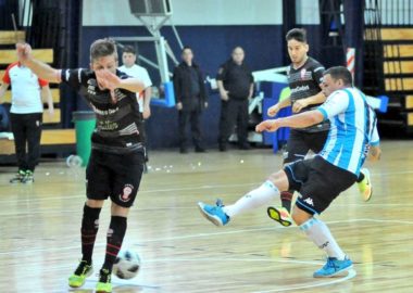 Racing ya salió campeón - La Comu de Racing Club - Derrota del futsal