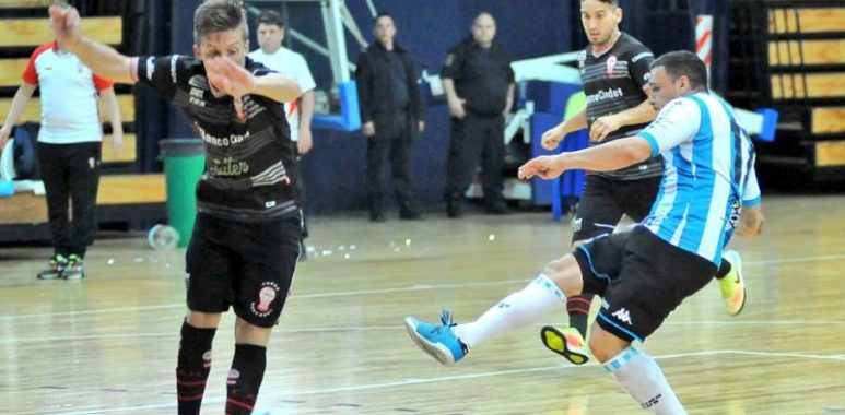 Racing ya salió campeón - La Comu de Racing Club - Derrota del futsal