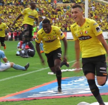 ¿Quiénes son los jugadores que deben volver a Racing?