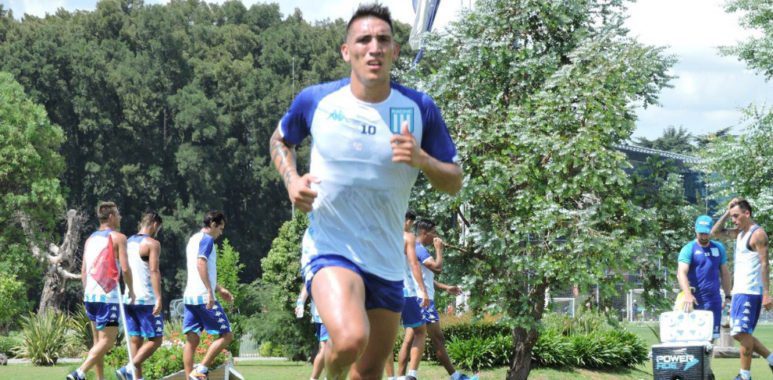 Centurion: "Estamos ilusionados, pero vamos a ir partido a partido" La Comu de Racing Club