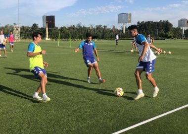 Sigue el doble turno en Ezeiza - La Comu de Racing Club