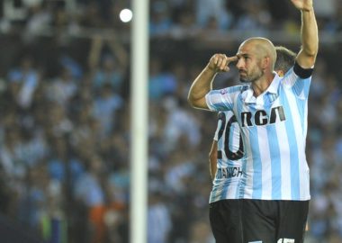 Es obligación dar vuelta la página - La Comu de Racing Club