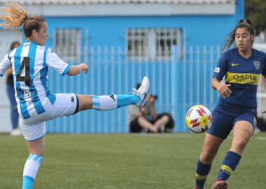 Fútbol femenino - A levantar cabeza - La Comu de Racing Club