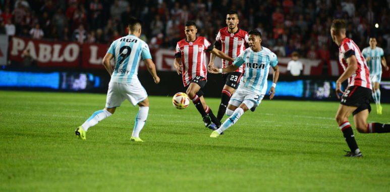 Racing Estudiantes Debut con empate por la Copa