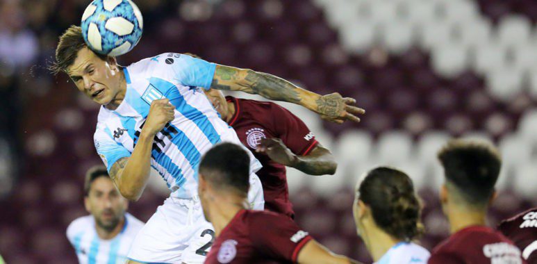 En lo que fue la última fecha del año por Superliga, Racing perdió 1-0 ante Lanús en la Fortaleza y desperdició una nueva chance de subirse a la punta