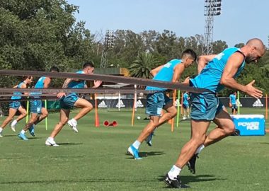 Beccacece paró el primer once de Racing