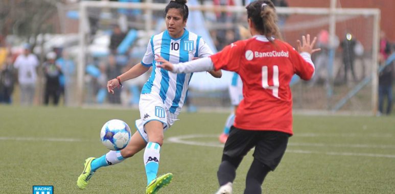 Johanna Galliotti, la pelota siempre a la diez