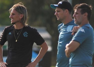 Tercer día de Racing en Ezeiza