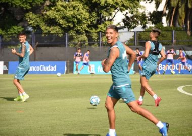 Racing comienza a pensar en Colón