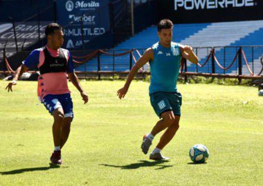 Racing hizo fútbol con cambio de nombres