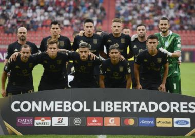 Uno x uno vs Estudiantes de Mérida: “Mena y diez más”