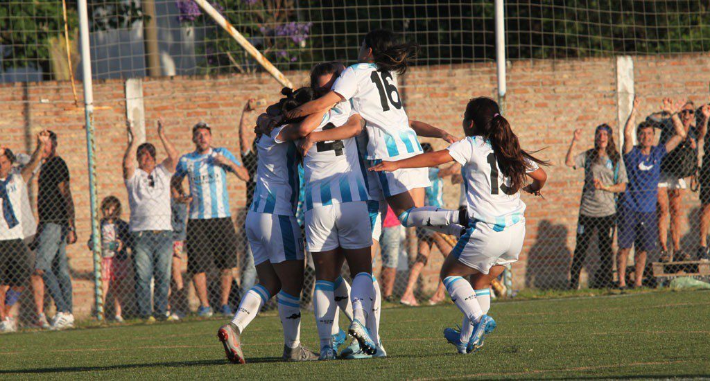 La puesta a punto del plantel femenino de Racing