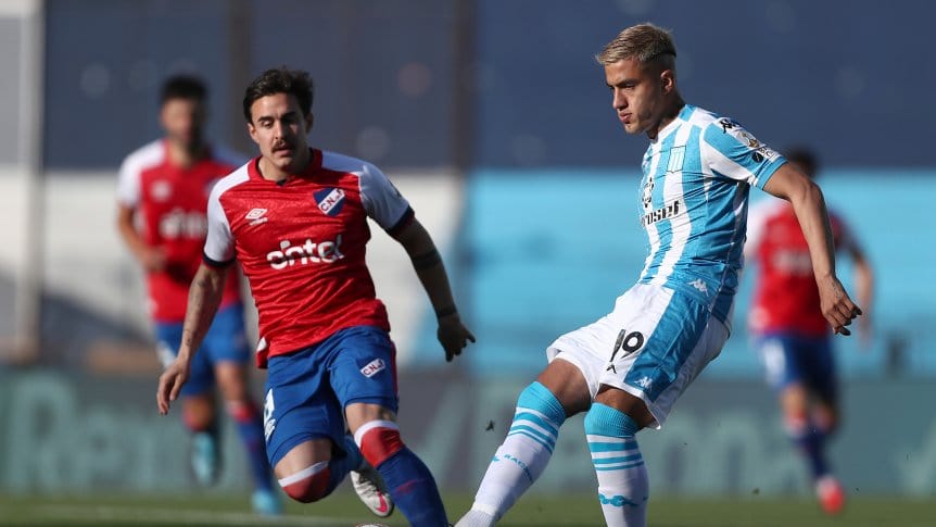 Volvió a rodar la pelota para Racing