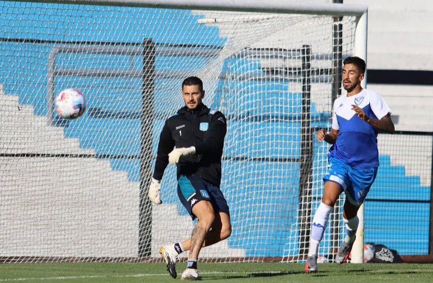 Racing cayó ante Vélez