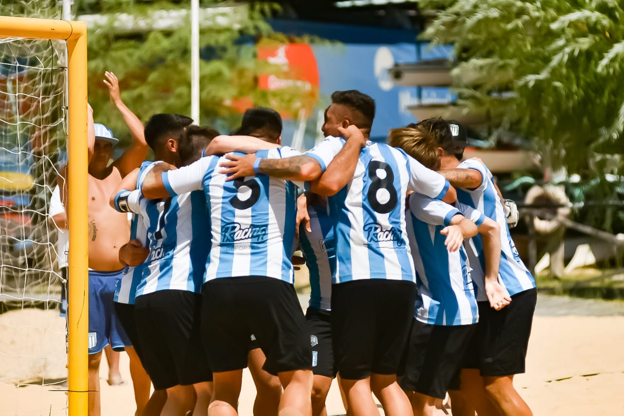 Comienza el torneo de fútbol playa