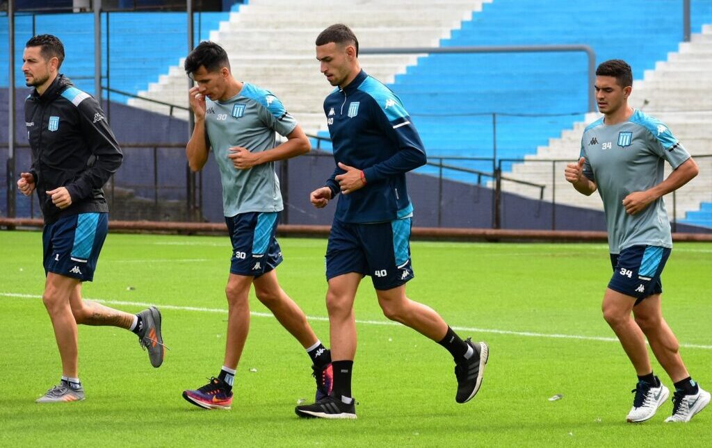 Sin tiempo que perder Racing volvió a entrenar