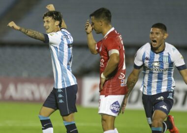 Racing recibe a Rentistas para ser líder del grupo