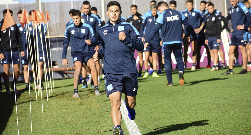 Racing mantiene una duda para enfrentar al Sao Paulo