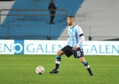 Lisandro volvió a jugar en Racing