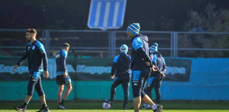 Pizzi paró un once lleno de sorpresas en Racing