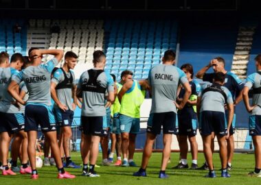 Racing arrancó la semana con la mira en Independiente