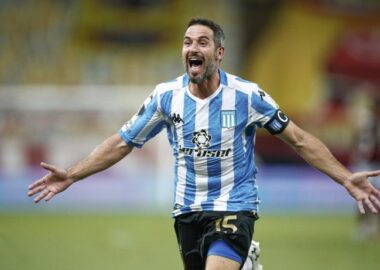 Lisandro, más cerca de seguir que de irse de Racing