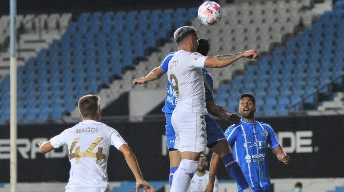 Racing despide a Lisandro López en Avellaneda