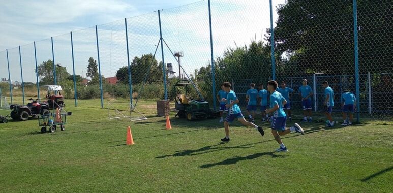 Tras los estudios Racing dio inicio al año