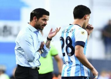 Los cambios en Racing que piensa Gago para ir a Varela