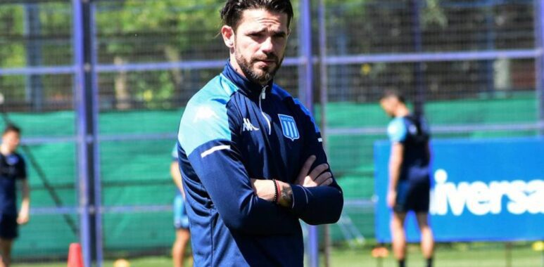 Racing sufre una baja y Gago cambia el once