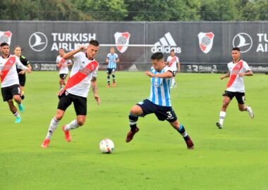 Racing fue goleado por River