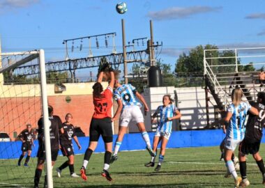 Racing goleó en Gerli