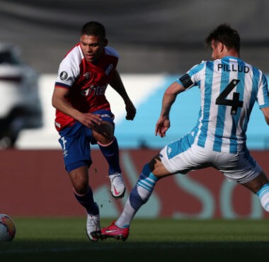Racing tiene saldo a favor jugando como local ante equipos uruguayos