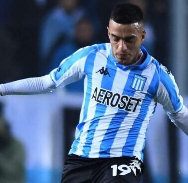 La figura de Racing estuvo en el medio