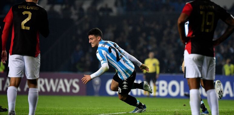 Racing ganó un partido durísimo y quedó a un paso de la