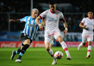 Racing arrancó con el pie derecho ante Huracán